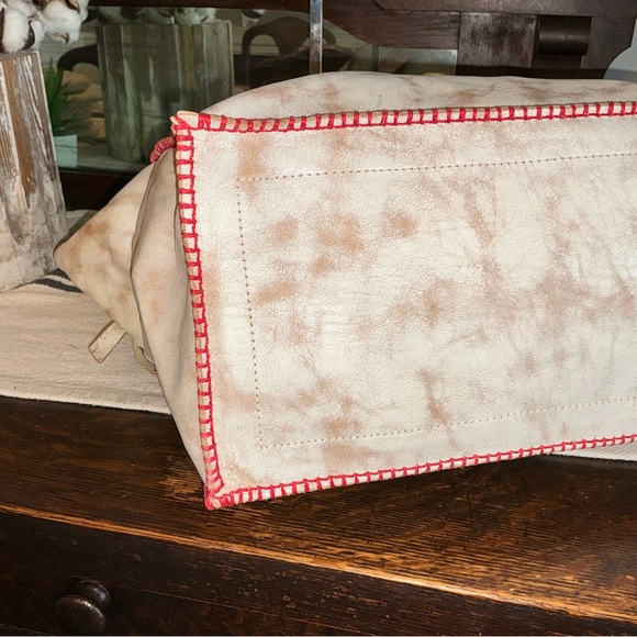 NWT Bed Stu Leather Celindra Shoulder Tote Bag Nectar Lux Red Stitch Retail $305 - Picture 6 of 11